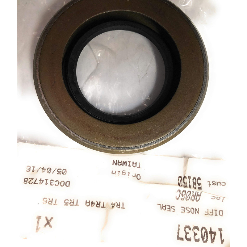 Triumph TR 4 a TR 5 TR 6 TR 250 Diff Pinion Oil Seal 140337